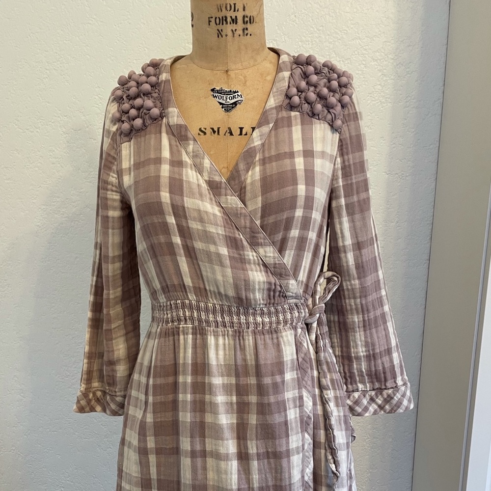 Anthropologie bathrobe Small 2-4